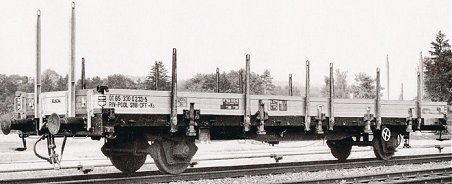 Flat Car<br /><a href='images/pictures/Roco/47790.jpg' target='_blank'>Full size image</a>